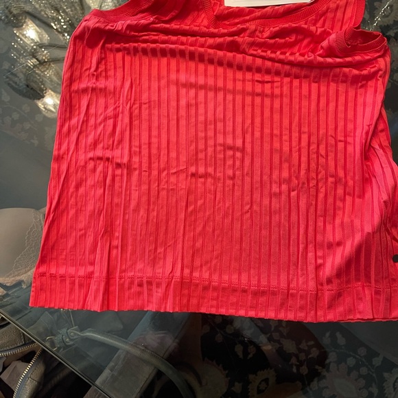 RAPSODIA Red Top - Picture 5 of 9